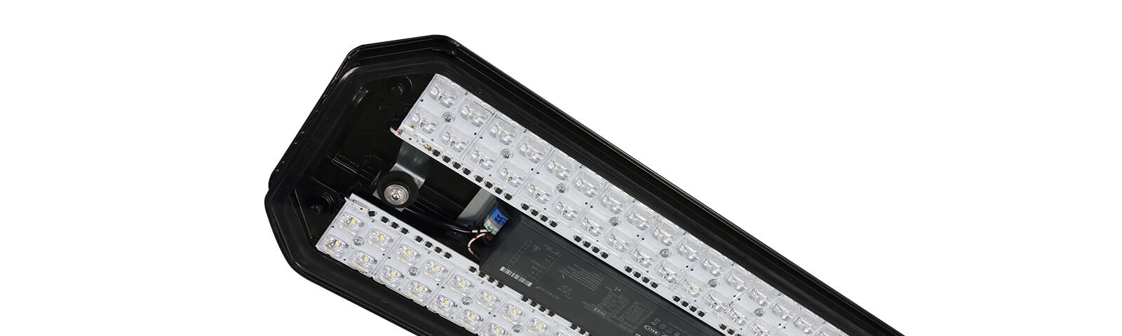 New I-Range – Urban passageway and tunnel lighting just got easier. gallery image