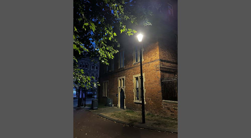 Chalis Light Guide photograph